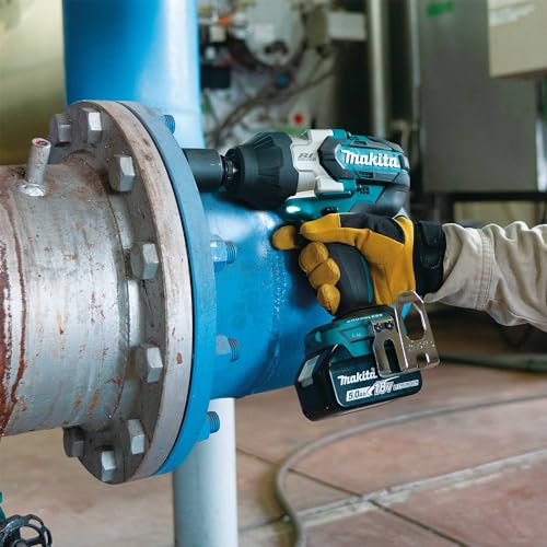 Makita XWT19T 18V LXT Brushless 3-Speed 1/2" Sq. Drive Impact Wrench Kit w/ Detent Anvil (5.0Ah) & FREE Makita T-90037