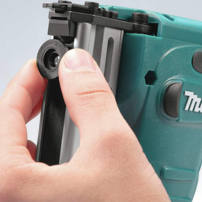 Makita XTS01Z 18V LXT Lithium-Ion Cordless 3/8" Crown Stapler (Bare Tool)