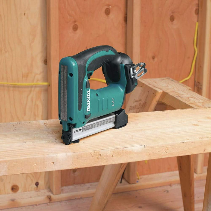 Makita XTS01Z 18V LXT Lithium-Ion Cordless 3/8" Crown Stapler (Bare Tool)
