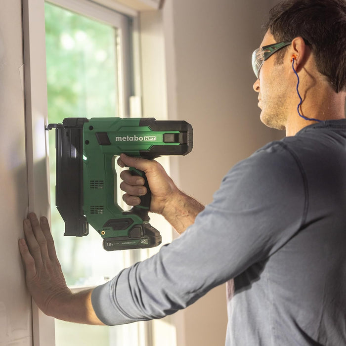 Metabo HPT 18V MultiVolt 18-Ga Compact Cordless Brad Nailer Kit, Includes 1-18V 2.0 Ah Battery, NT1850DG