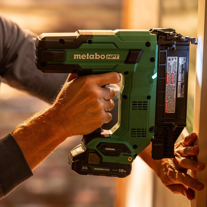 Metabo HPT 18V MultiVolt 18-Ga Compact Cordless Brad Nailer Kit, Includes 1-18V 2.0 Ah Battery, NT1850DG