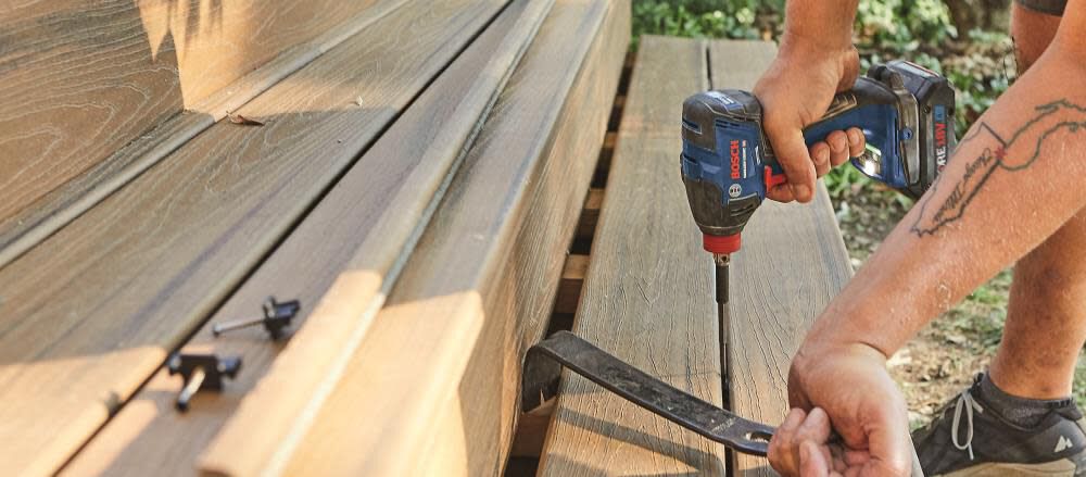 BOSCH 18V Freak 1/4 In. & 1/2 In. Impact Driver Kit