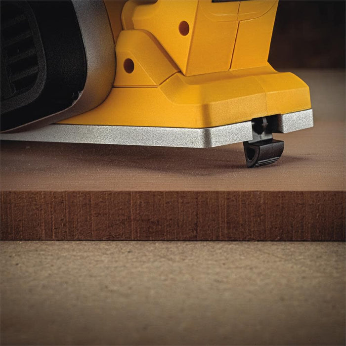 DeWALT (DCP580B) 20V MAX Lithium-Ion Brushless Planer (Bare Tool)