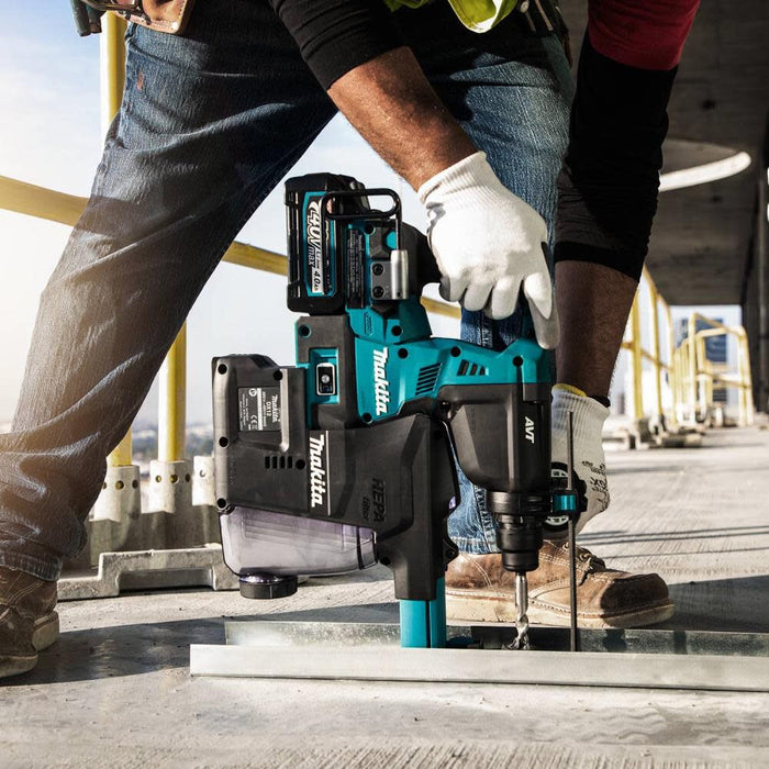 Makita (GRH01M1W) 40V Max XGT️ Rotary Hammer Kit 1-1/8In AVT with Dust Extractor