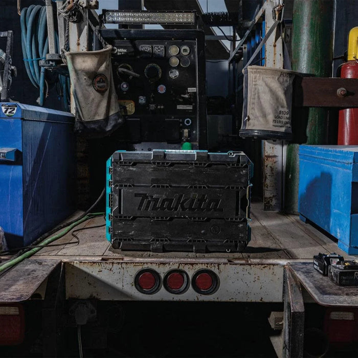 Makita (T-90037) MAKTRAK Medium Toolbox