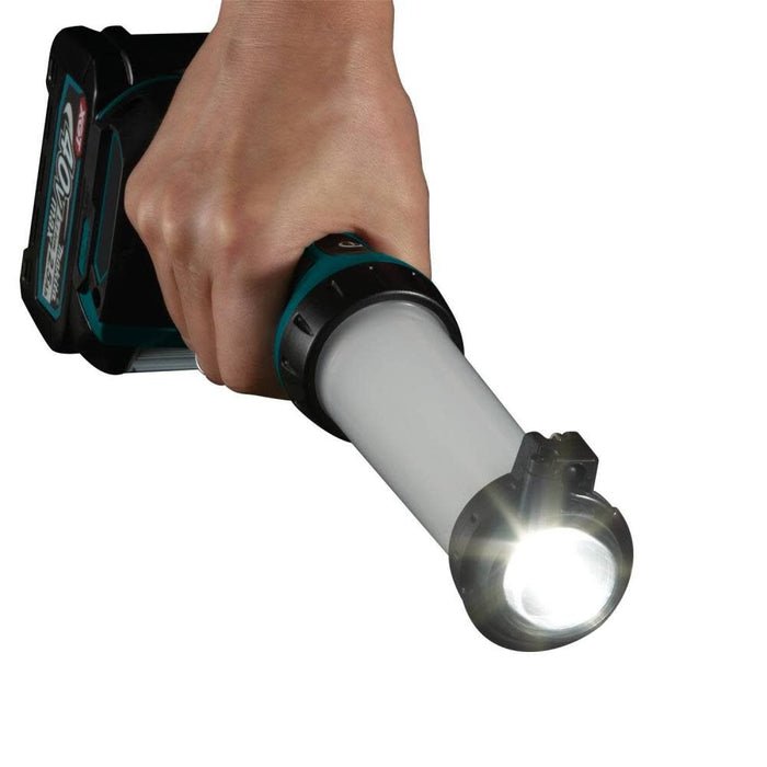 Makita (ML002G) 40V Max XGT️ Cordless L.E.D. Lantern/Flashlight (Bare Tool)