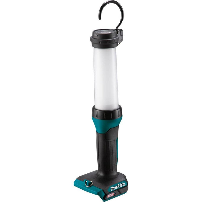 Makita (ML002G) 40V Max XGT️ Cordless L.E.D. Lantern/Flashlight (Bare Tool)