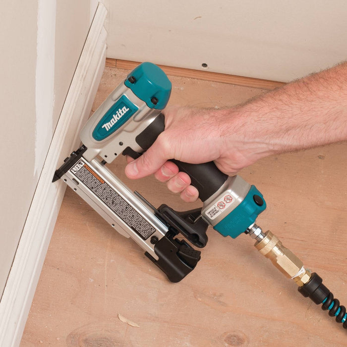 Makita 1-3/8" 23-Gauge Pin Nailer