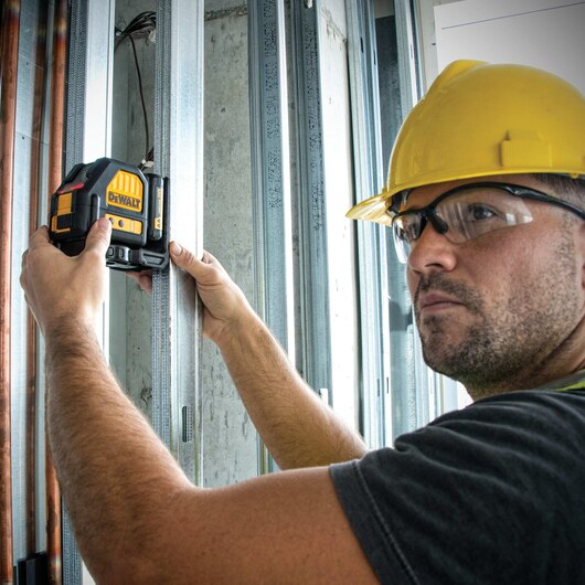 DeWALT 12V DW088LR MAX Red Cross Line Laser